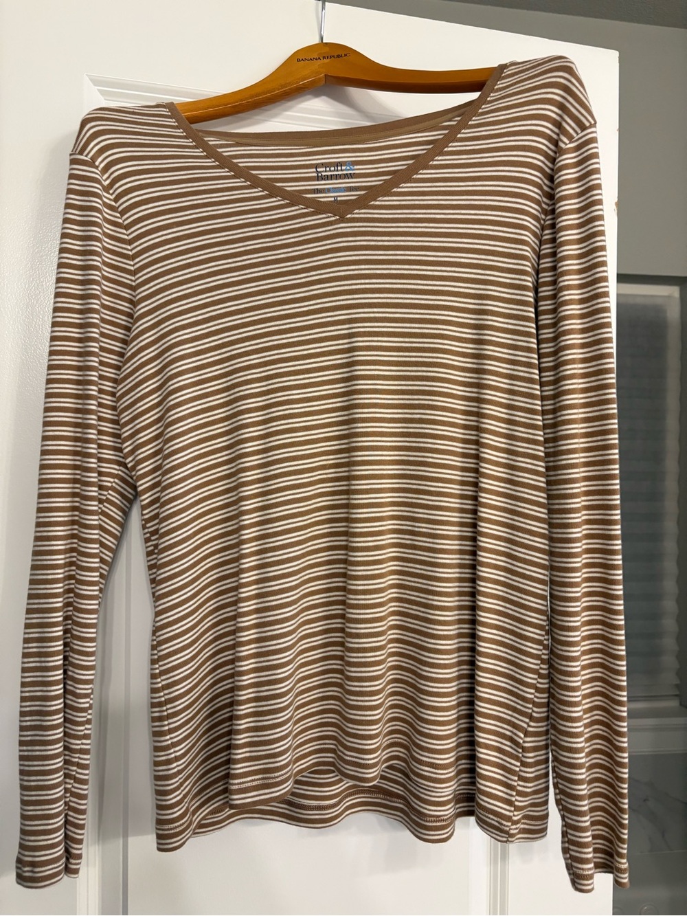 Croft & Barrow Striped V-Neck Top - Brown & White, size medium